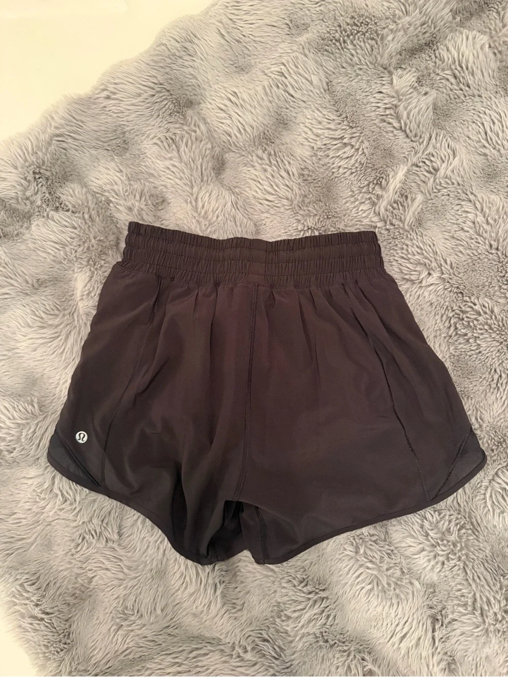 Hotty Hot High-Rise Lined Short 4” in Black